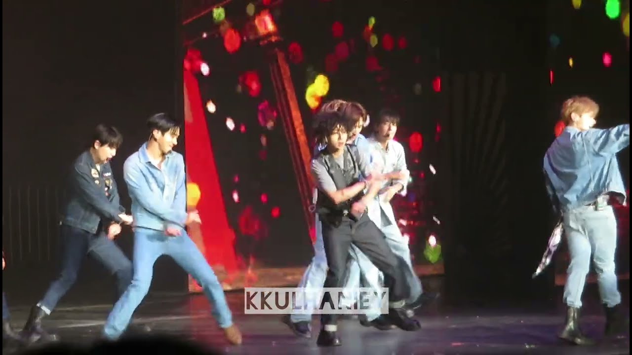 [fancam] 221010 Super Junior - Devil, Mango @ SS9 in KUALA LUMPUR