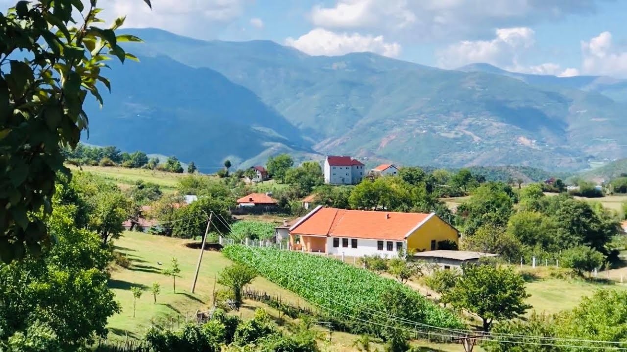 Kosturr Has Albania