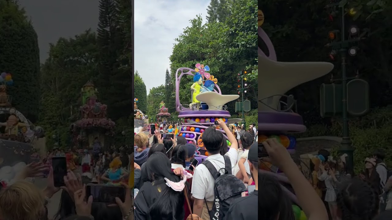 HK Disneyland parade - November 2025. 