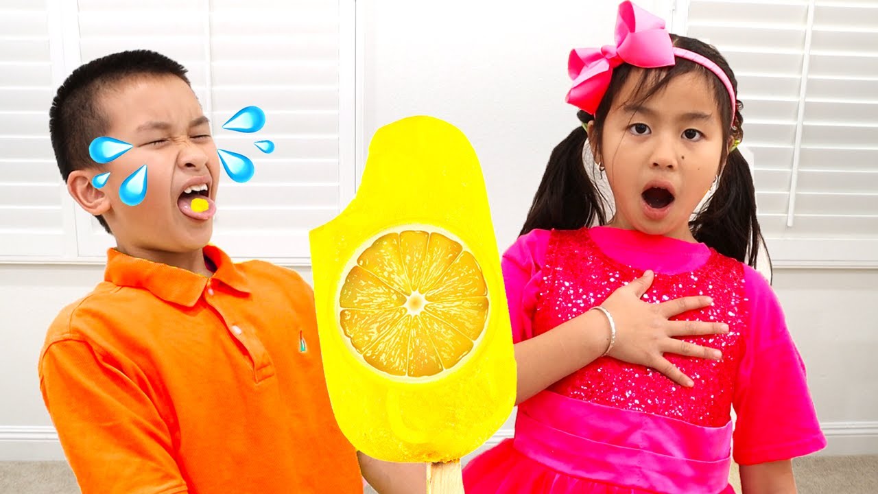 Jannie Pretend Play Hace Helado de Frutas y Verduras | Comida Saludable para Niños