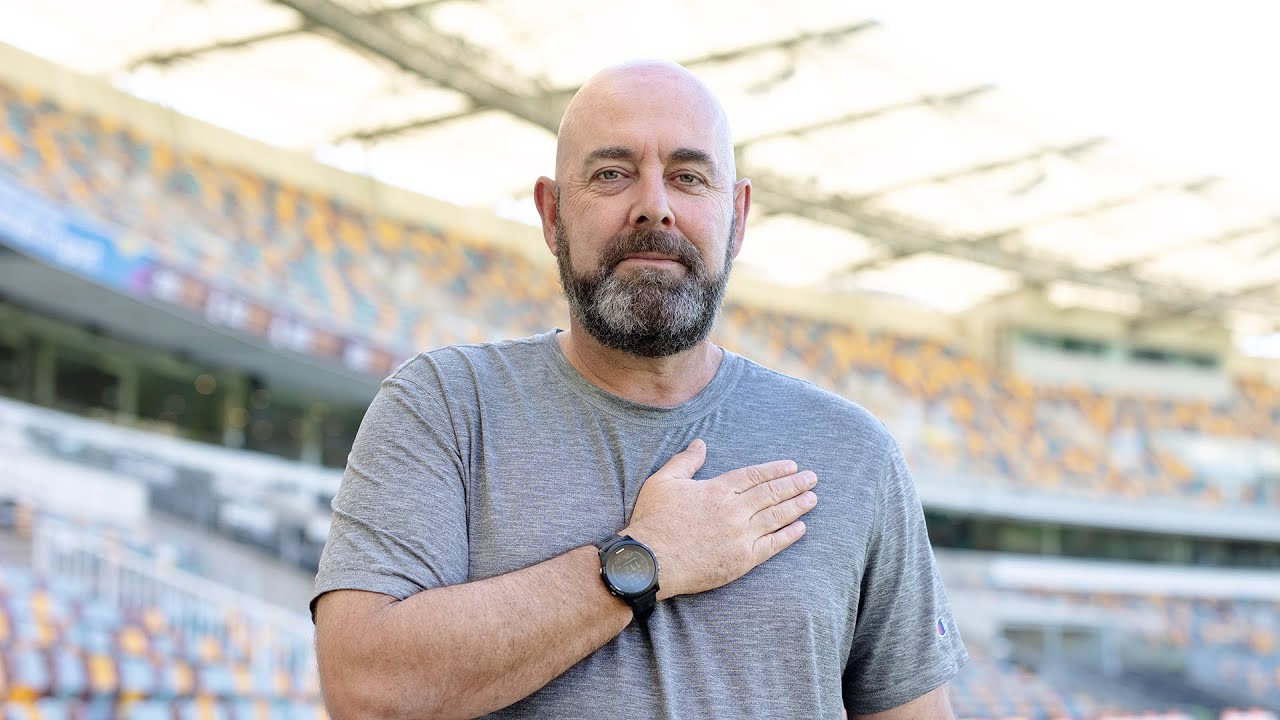 Hand on Heart - Darren Lehmann's wake up call