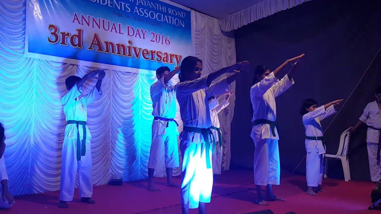 Amazing Karate Demo by Kids