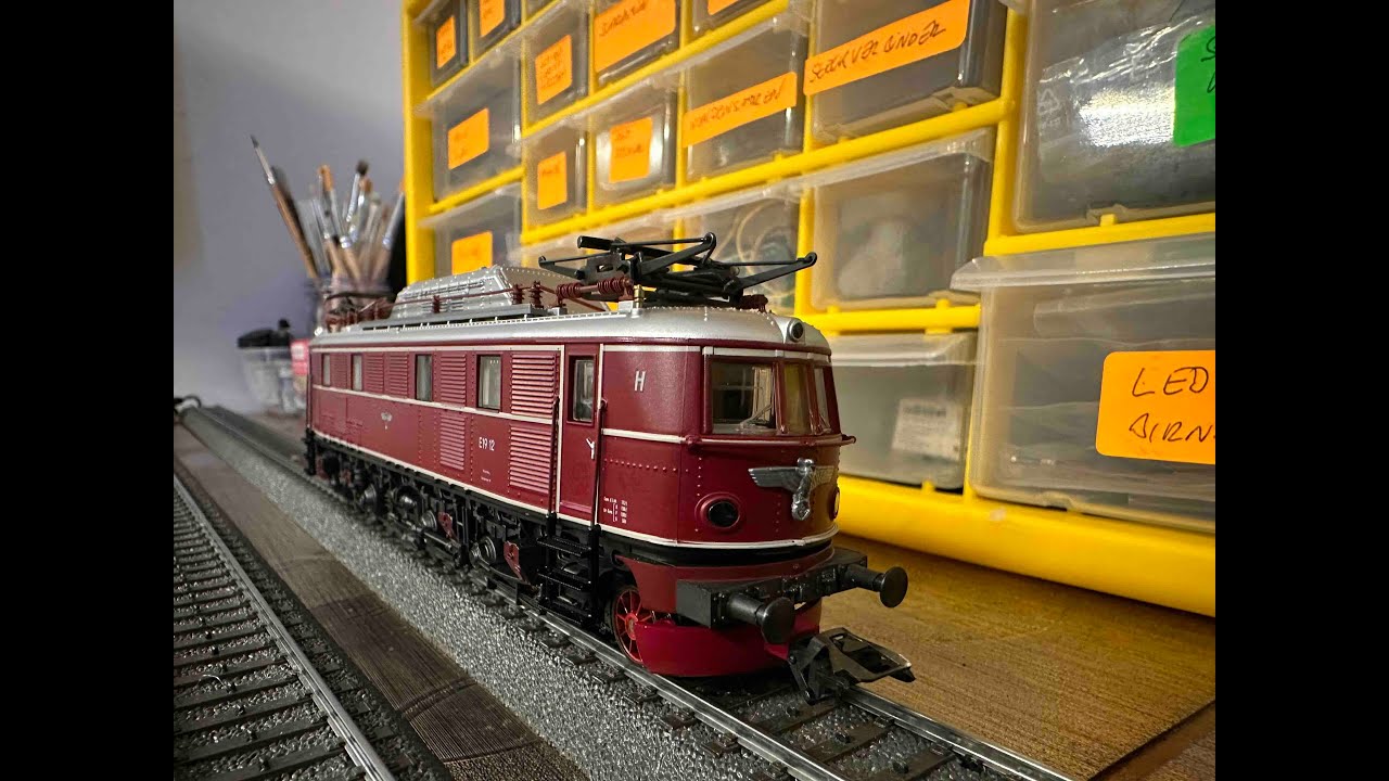 Märklin E19 (3469) Digitalisierung und Umbau auf HLA & ESU Loksound 5