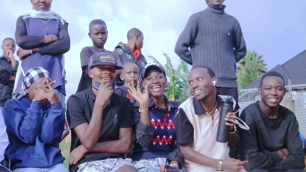 Rusizi Youth Vibes byarirenze fashion iteguye neza ababyinnyi barenze