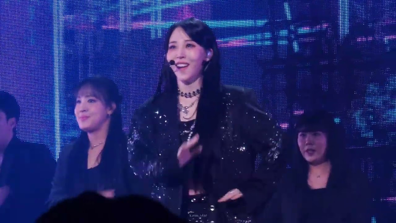 260117 Moonbyul 문별 MUSEUM : village of eternal glow IN TOKYO D1 Part 1