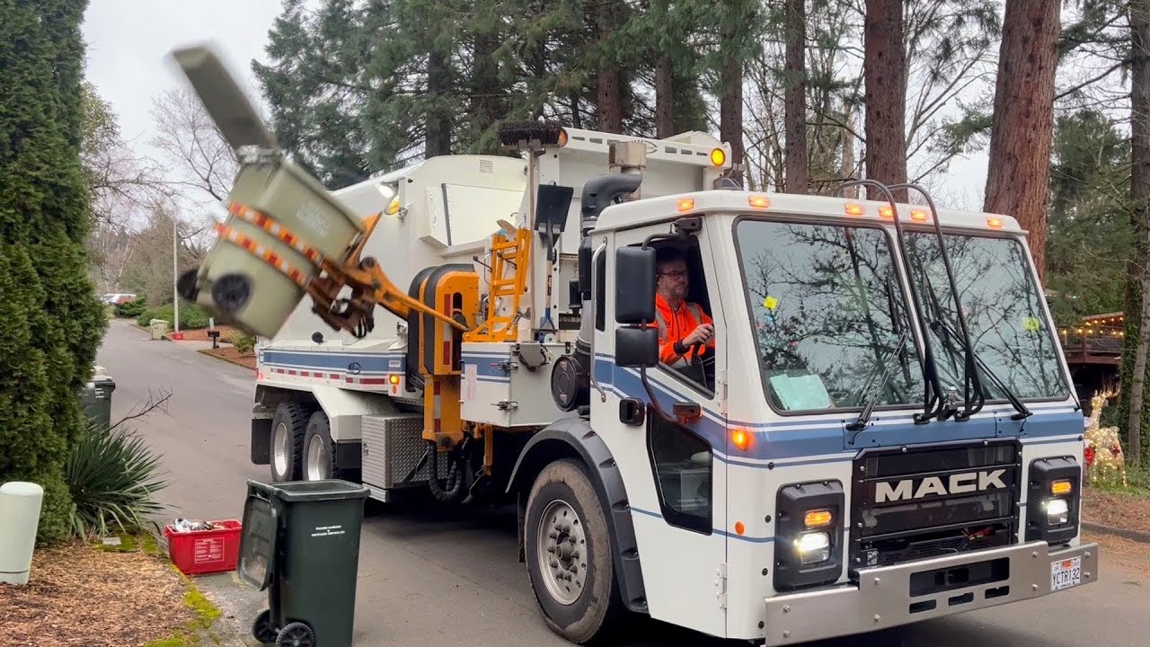 Walker Garbage Service- NEW Mack LR Labrie Automizer Garbage Truck!