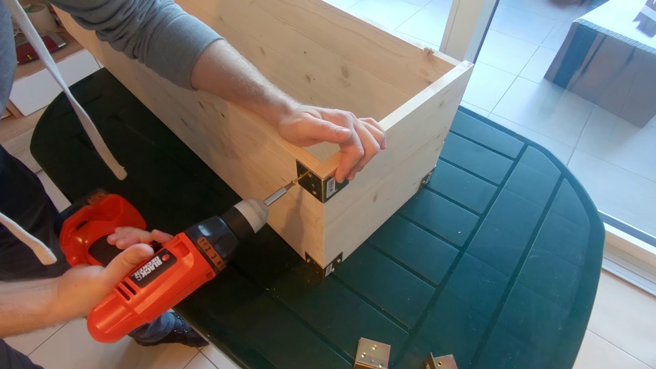 Pflanzkasten selber bauen 🛠 Mein Balkon Garten 👍