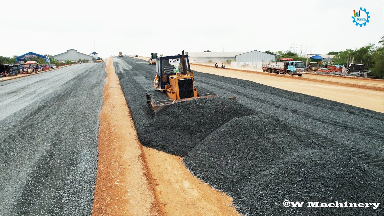Perfect Operation Action Bulldozer Komatsu Spreading Gravel Making New Roads | Dozer In Action