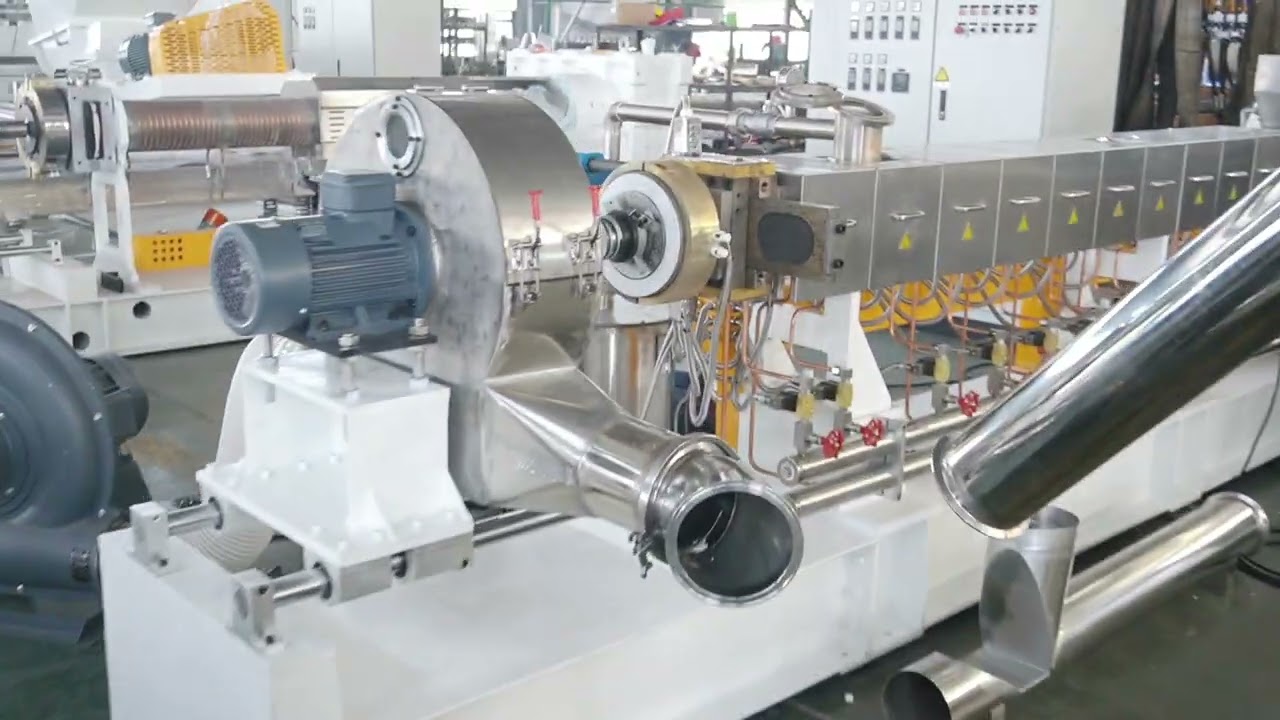 Plastic twin extruder granules making machine Die face air cooling hot cutting system