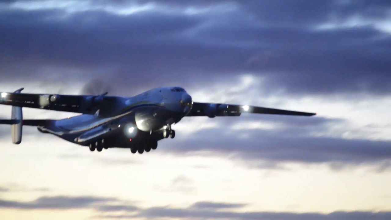 Antonov An-22 Engine start & takeoff