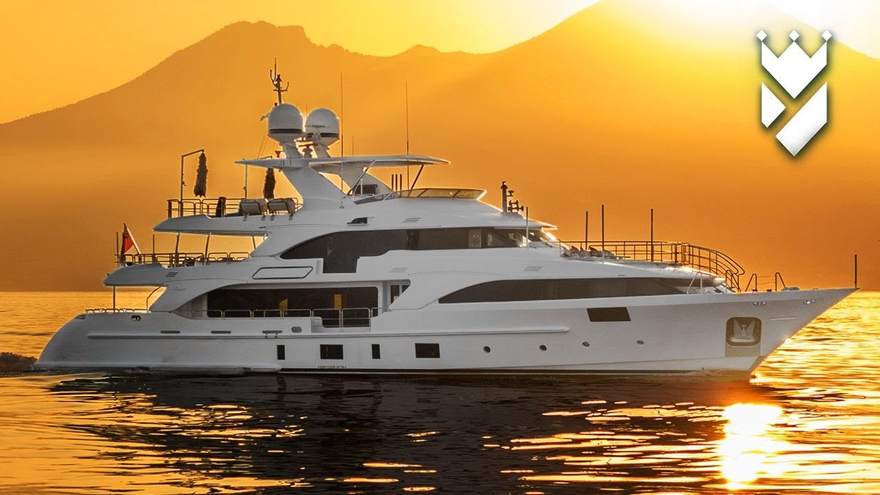 Inside one of the World's most popular superyachts - Benetti 121 