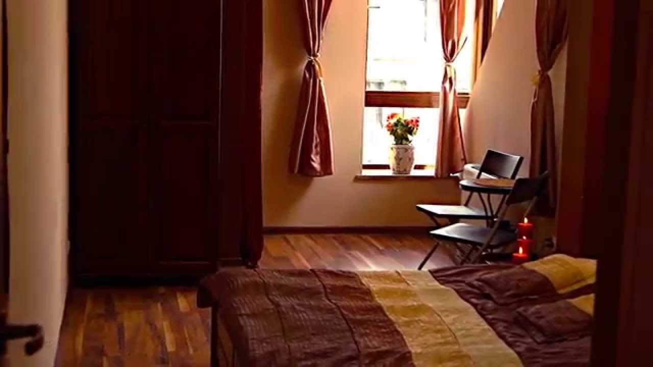 Royal Hostel Spot Promocyjny