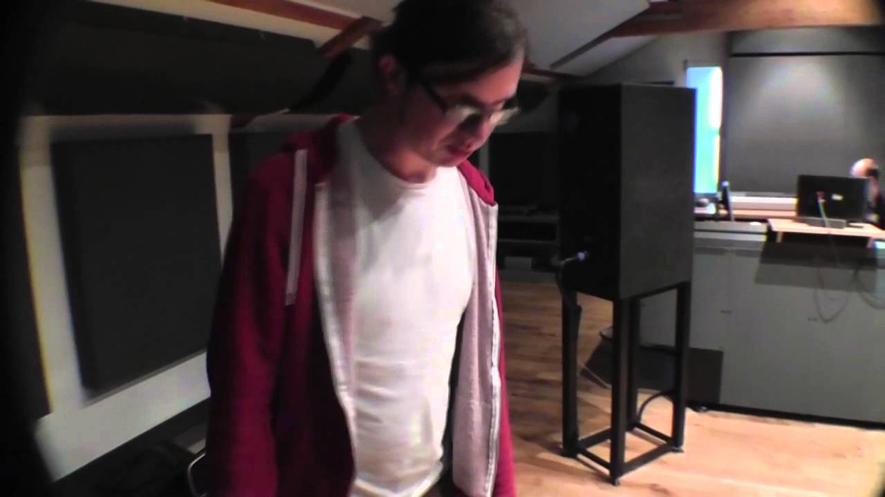Recording the BOSH! album.  Cleft do a gear nerd walkthrough in the recording studio.