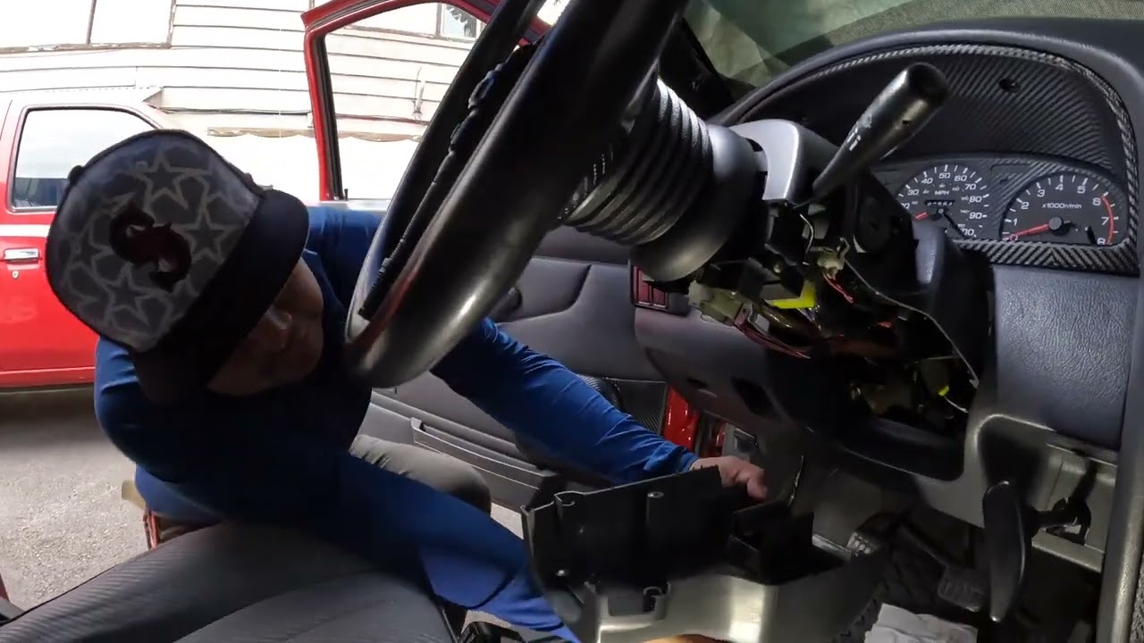 NISSAN D21 /  LUCES LED EN EL CLUSTER