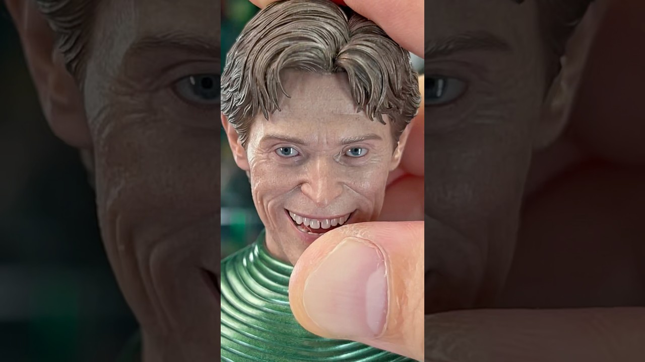 15 Seconds of Insane Detail &ndash; Green Goblin Up Close #spiderman #greengoblin #actionfigures