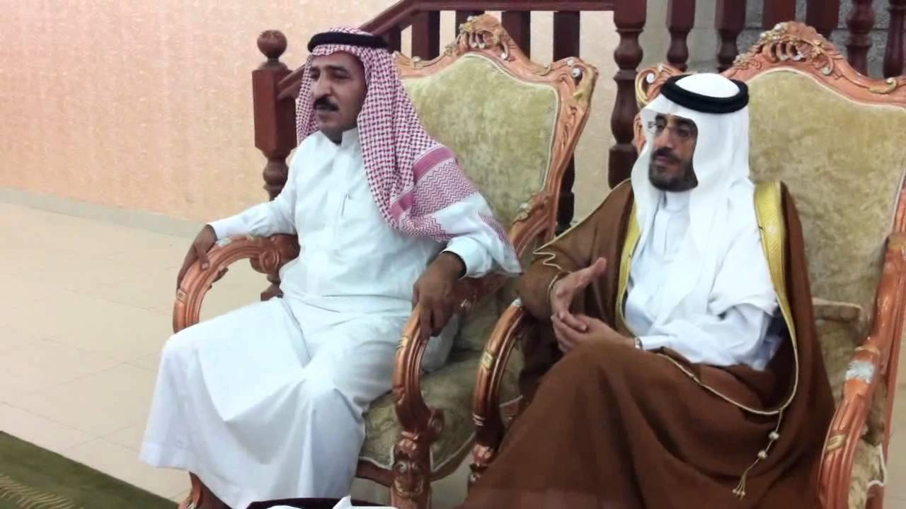 الشاعر محمد صالح المرواني بلقي قصيدة فكاهية clip0