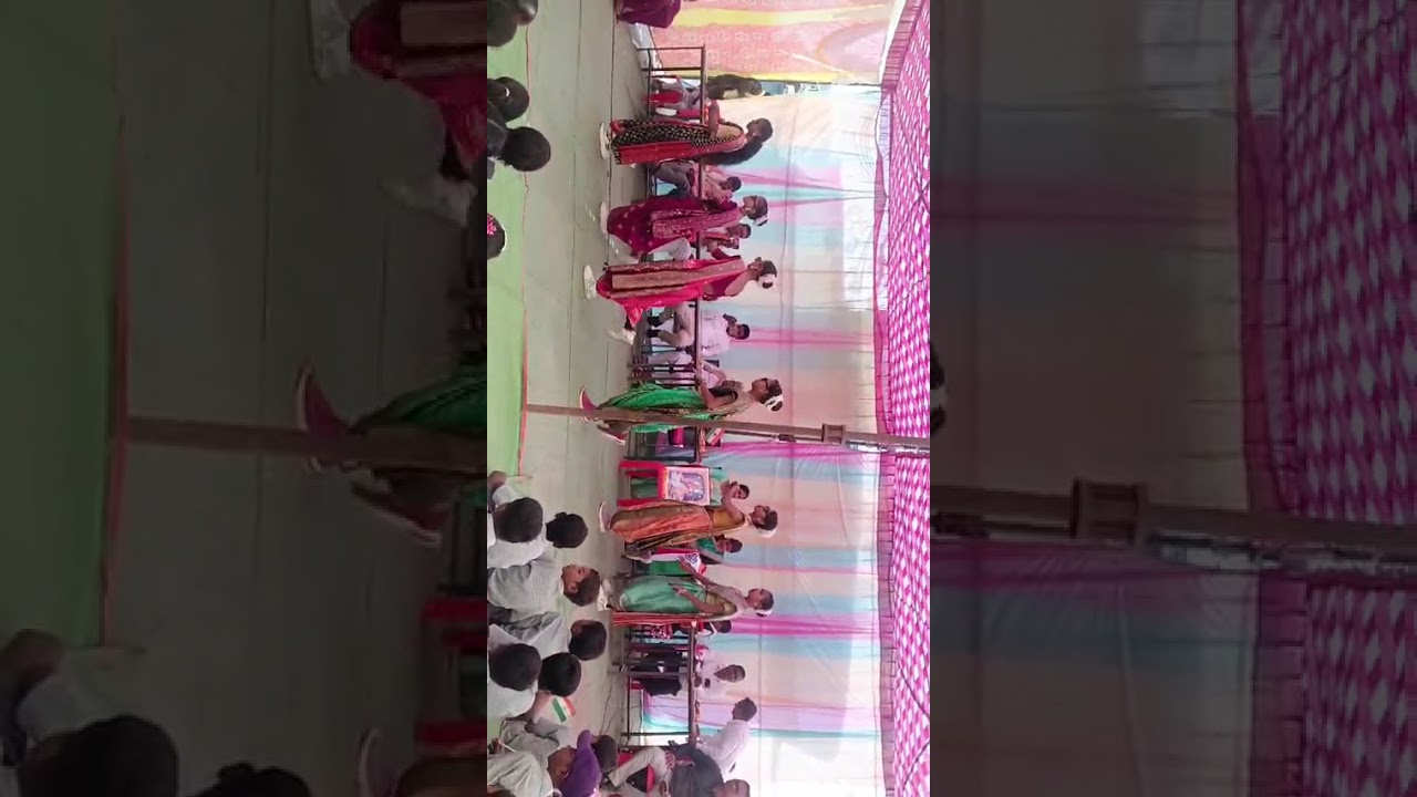 गणतंत्र दिवस के अवसर पर बच्चों के द्वारा डांस 