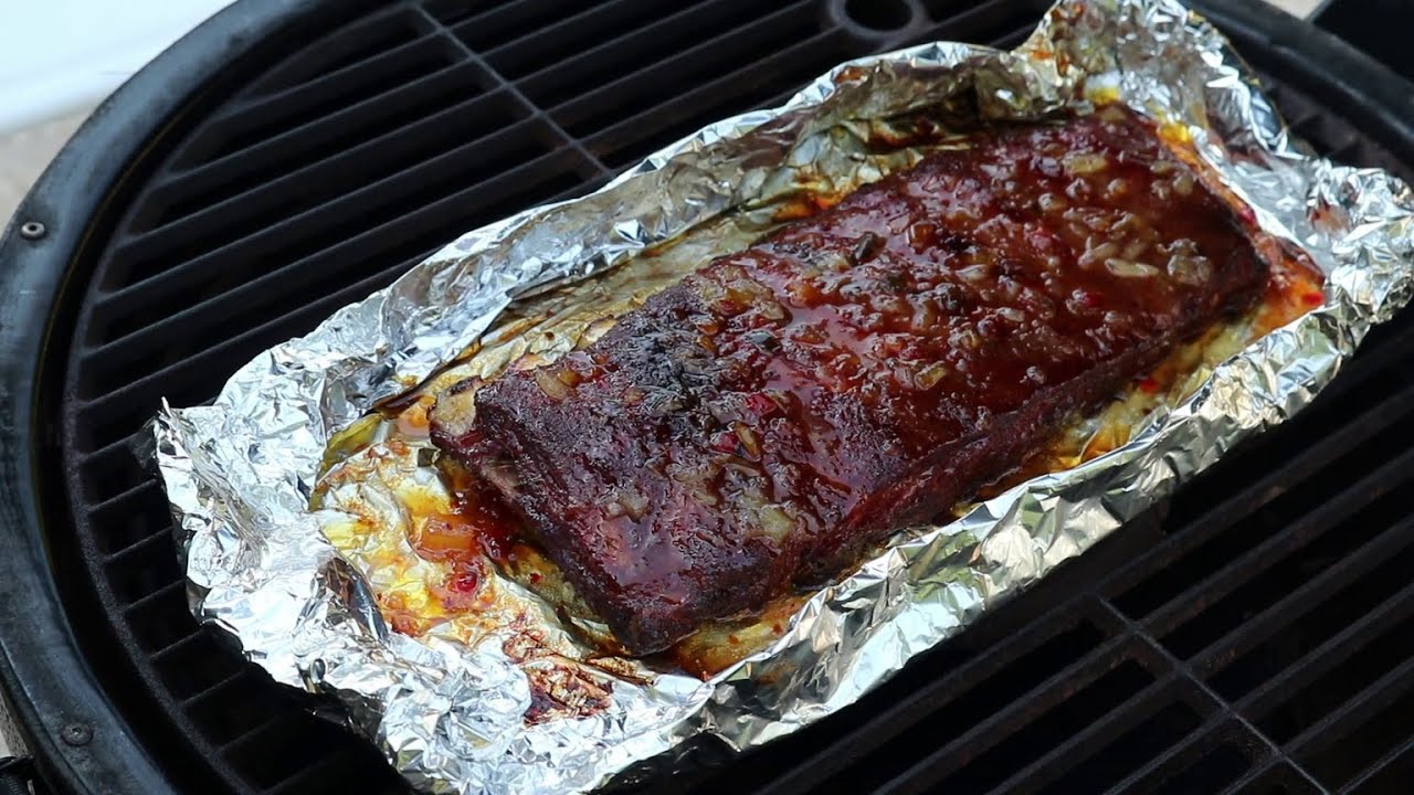 Char-Griller Akorn | St. Louis-Style Ribs