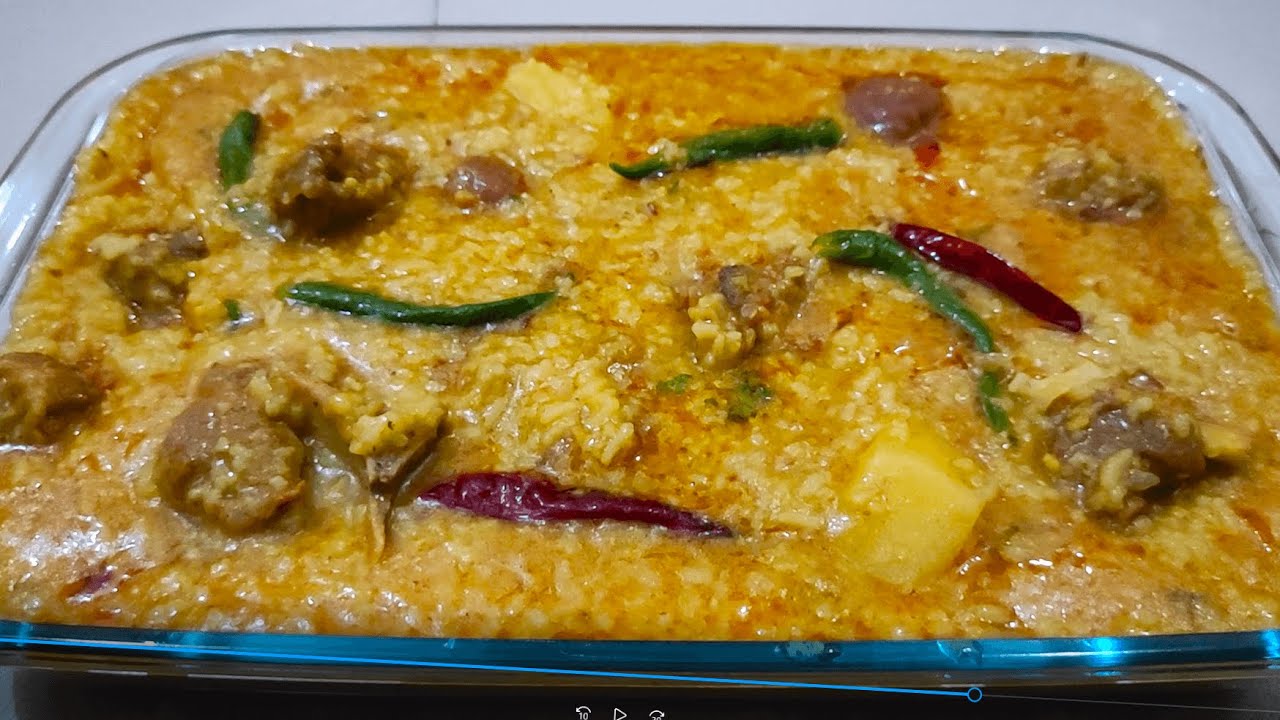 গরুর মাংসের পাতলা খিচুরি বা ল্যাটকা খিচুরি - Beef Patla Khichuri Recipe