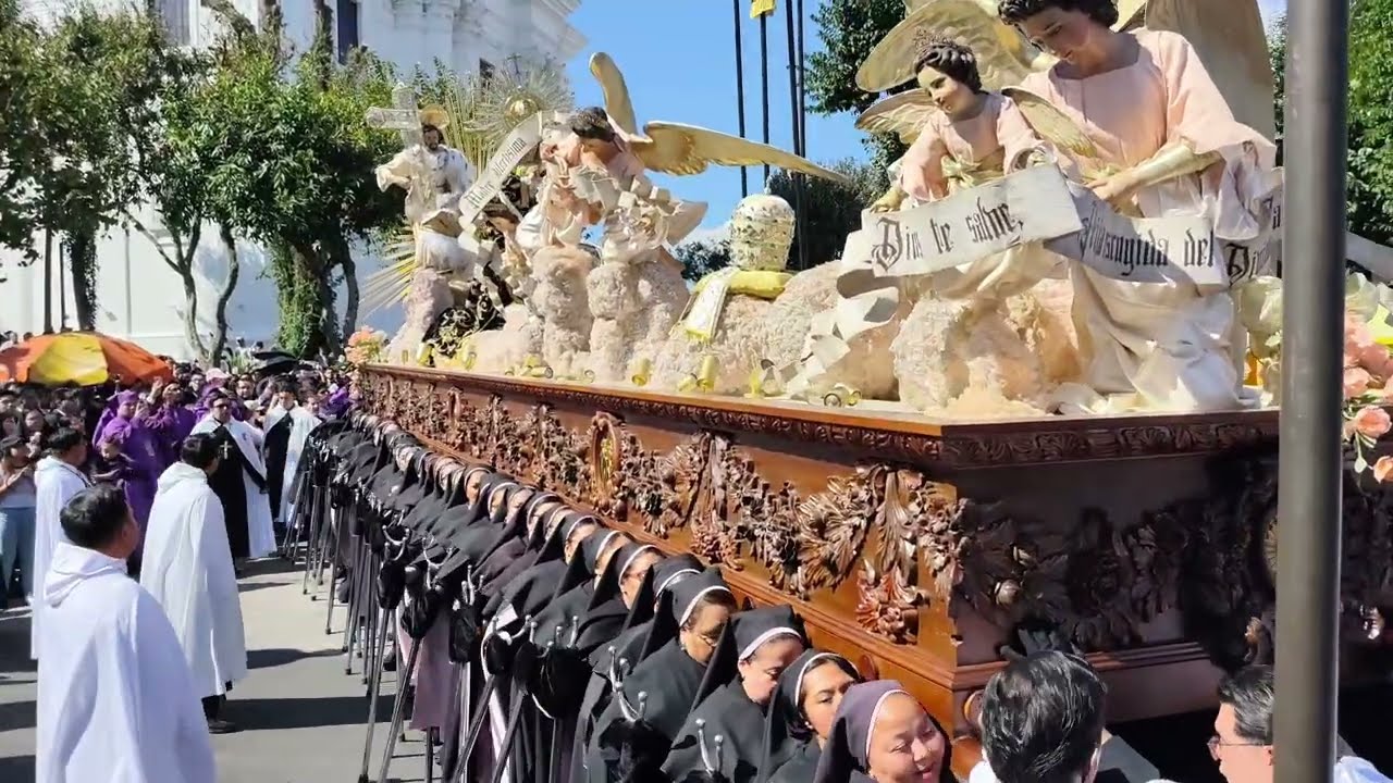 Salida de María Santísima de la Soledad de la Recolección, encuentro con Jesús de la Justicia 2026 