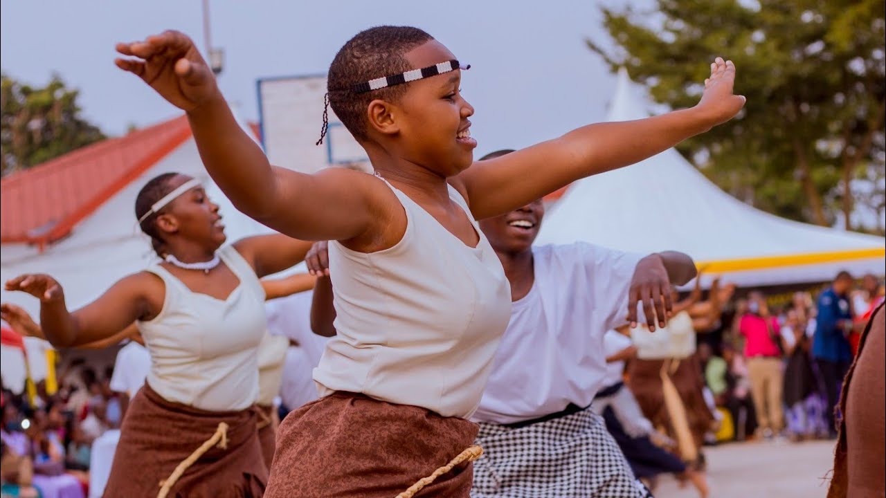 Irebere ibirori byo kwizihiza umunsi mukuru w'ishuri Ecose Saint Kizito Musambira
