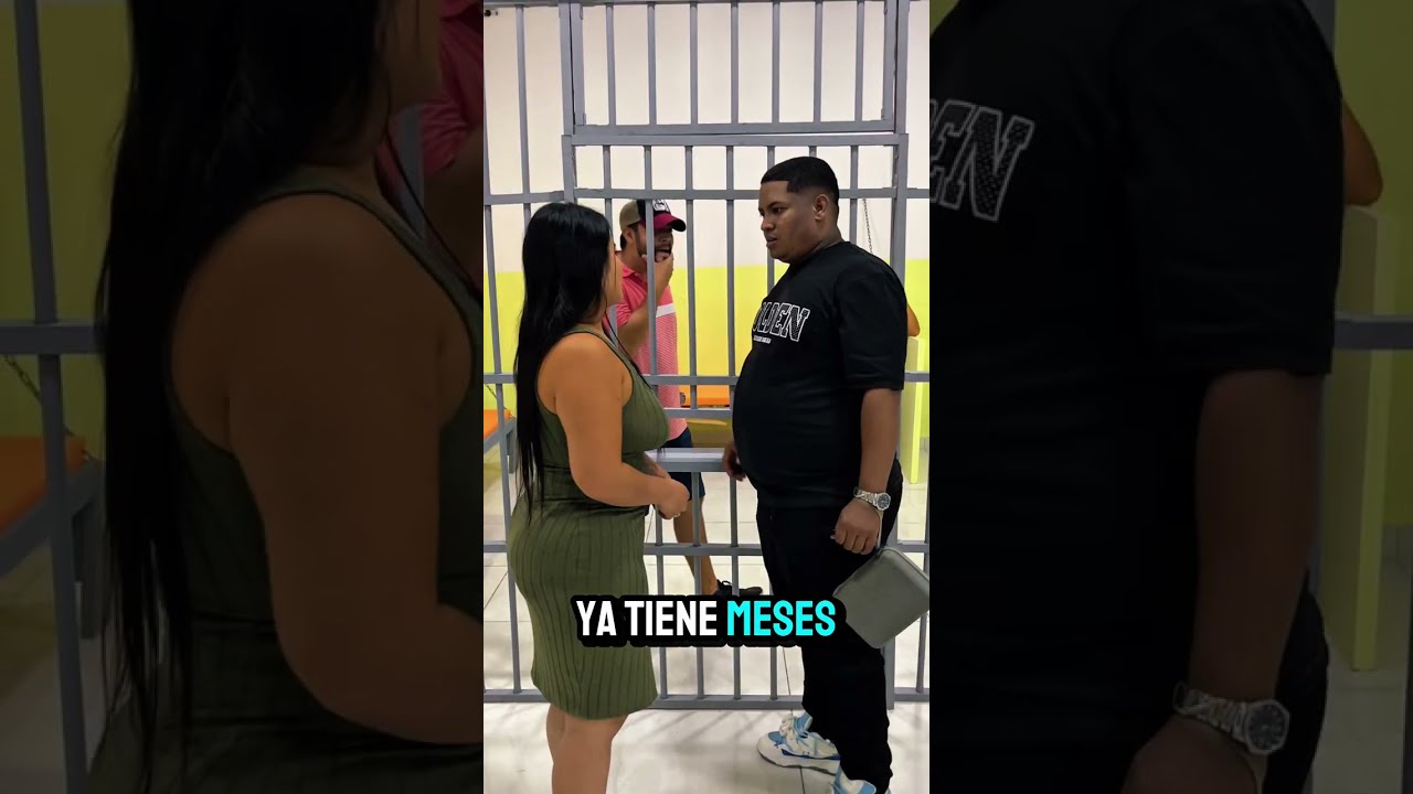 La tubo presa en una Zelda por muchos años con el dándole una vida mala 