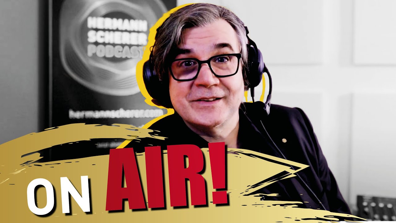 On Air! Im Podcast-Raum von Hermann Scherer