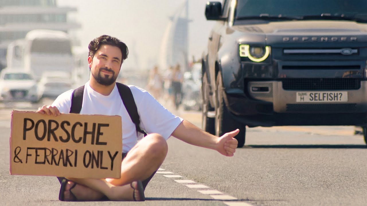 Hitchhiking in Dubai until a Supercar Picks me up