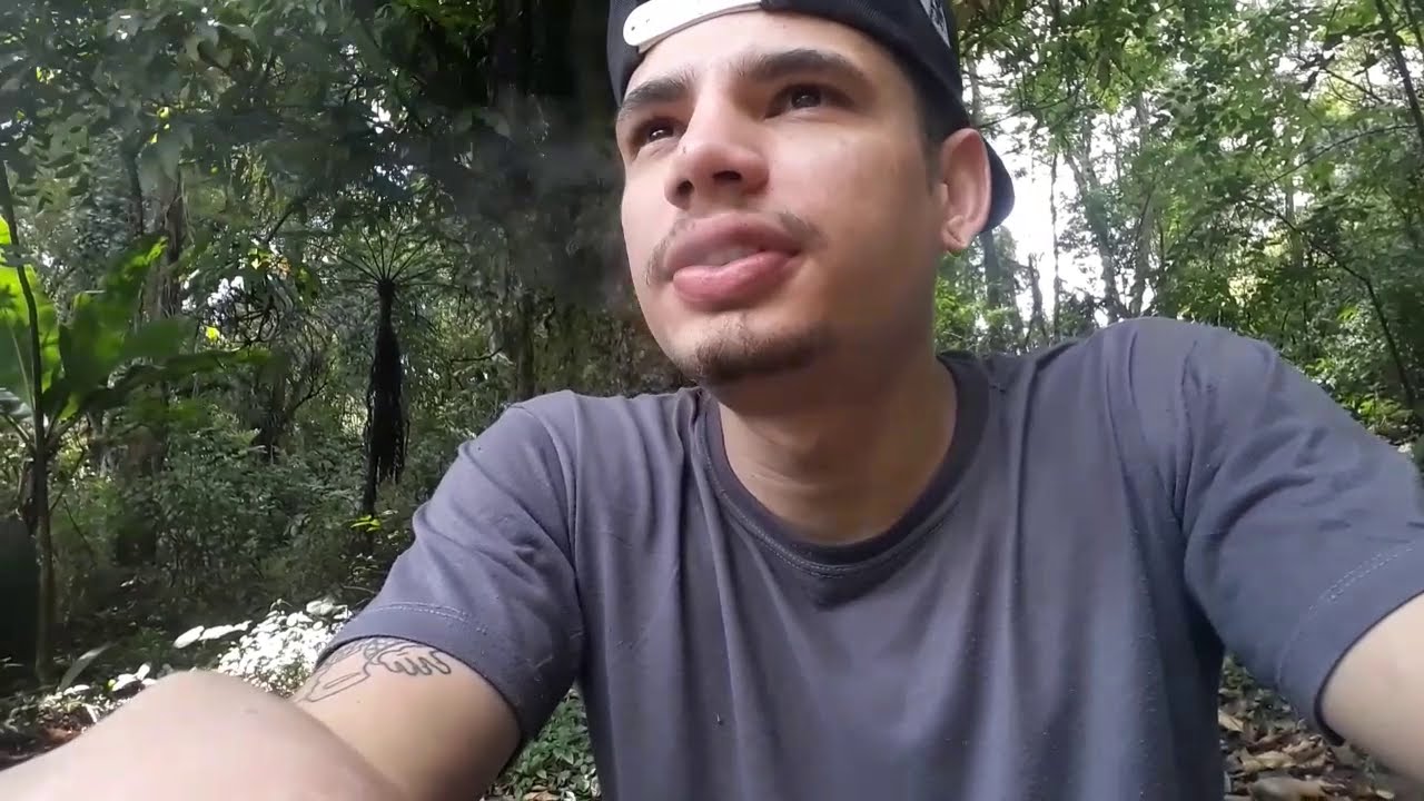 Beirando no parque fumando um beck no portal 1 Osasco sp muita brisa pra um parque t&atilde;o pequeno