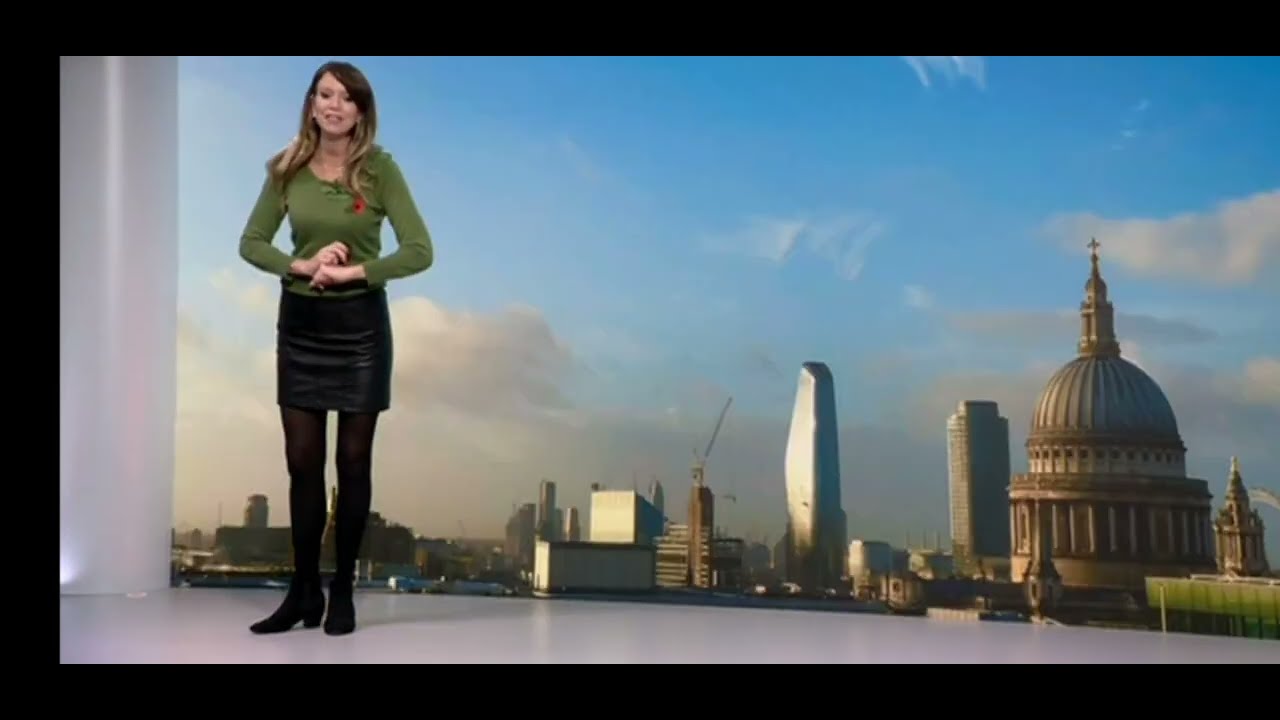 Full length leather clad Lizzie ! 8 11 22