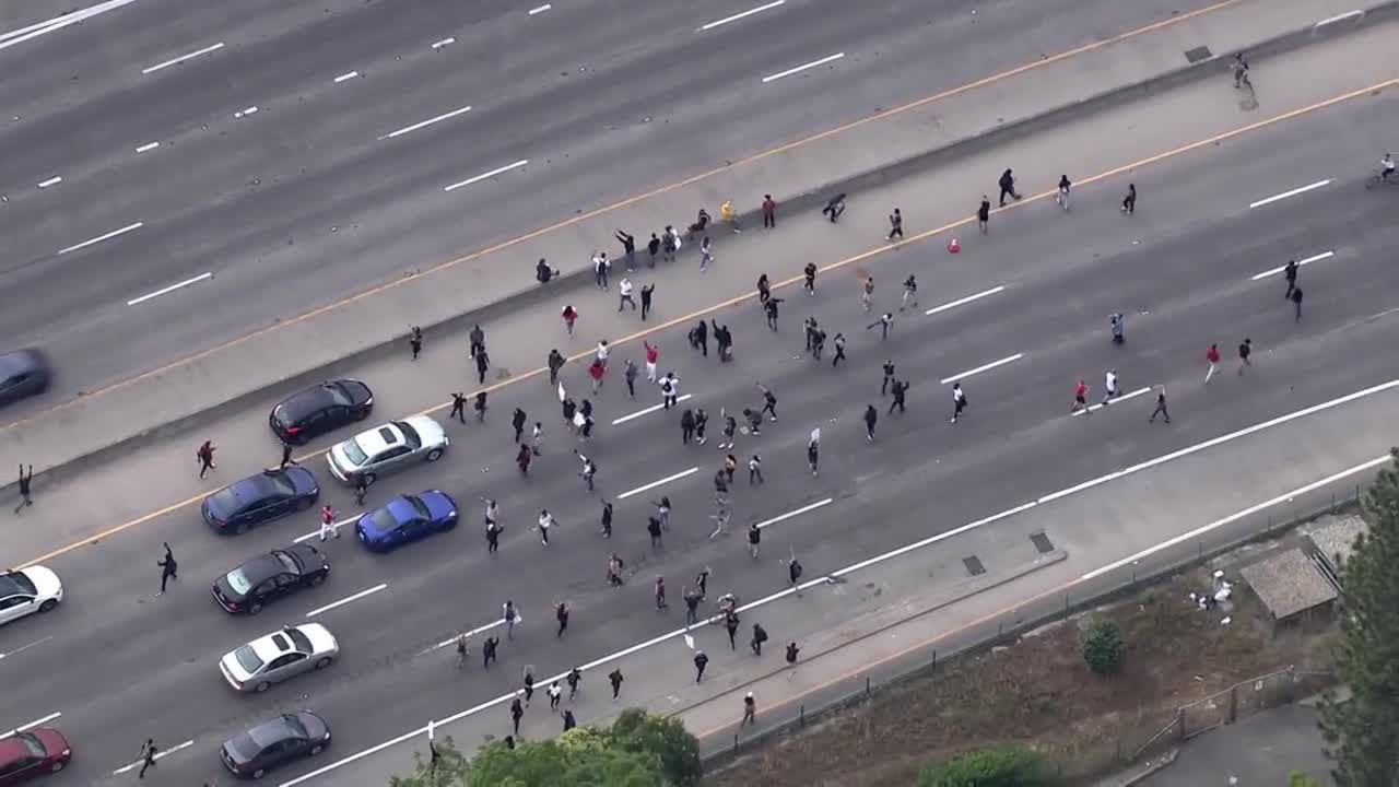 George Floyd protesters block I-5 in Sacramento