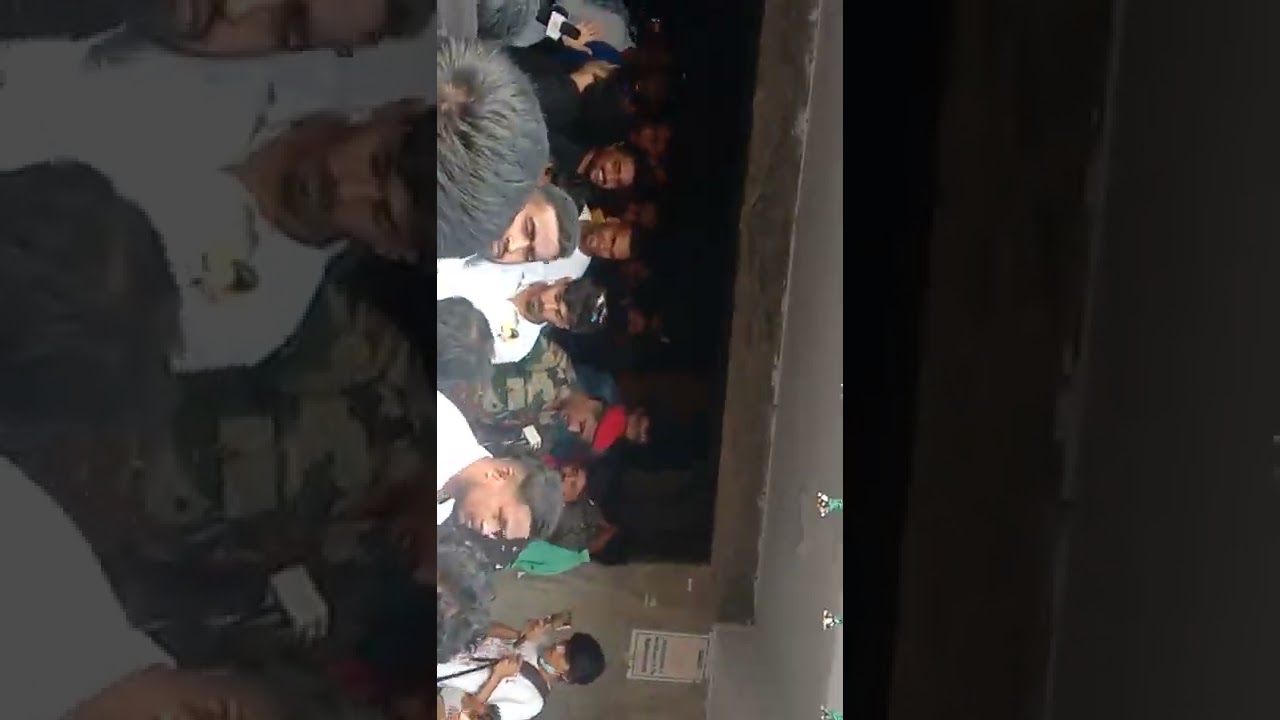 James FDFS at siddaishawara Banglore crowd