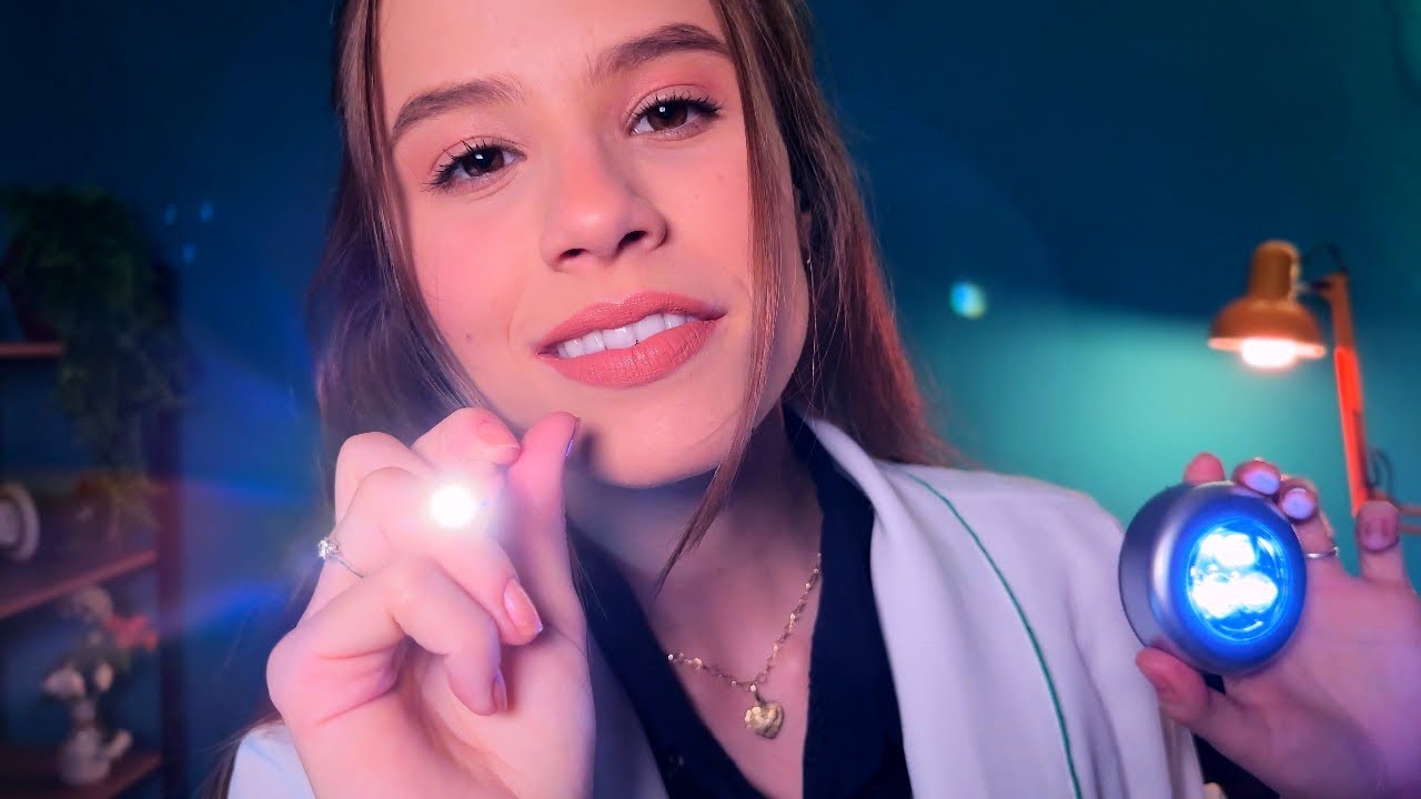 ASMR Dermatologista Completo: Inspeção 🔦 e Tratamento de PELE e CABEÇA