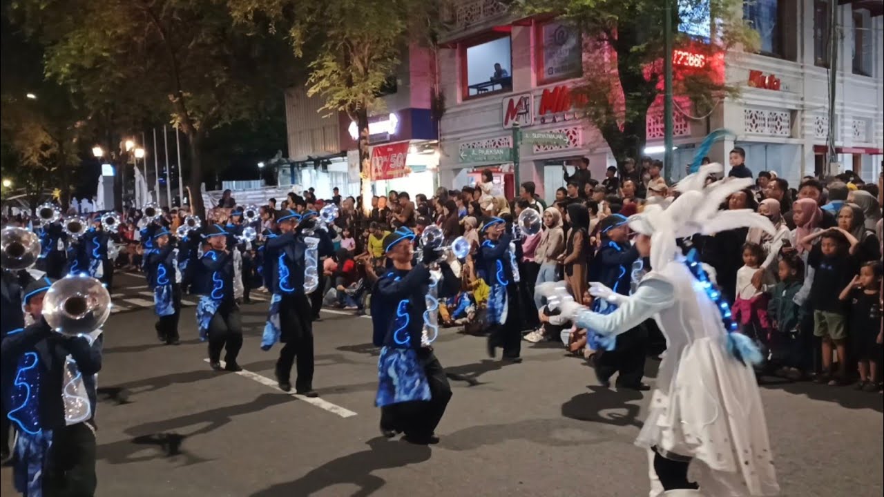 FULL TOP DBC BANDUNG STREET PARADE KIRAB PIALA RAJA HAMENGKUBUWONO 2025