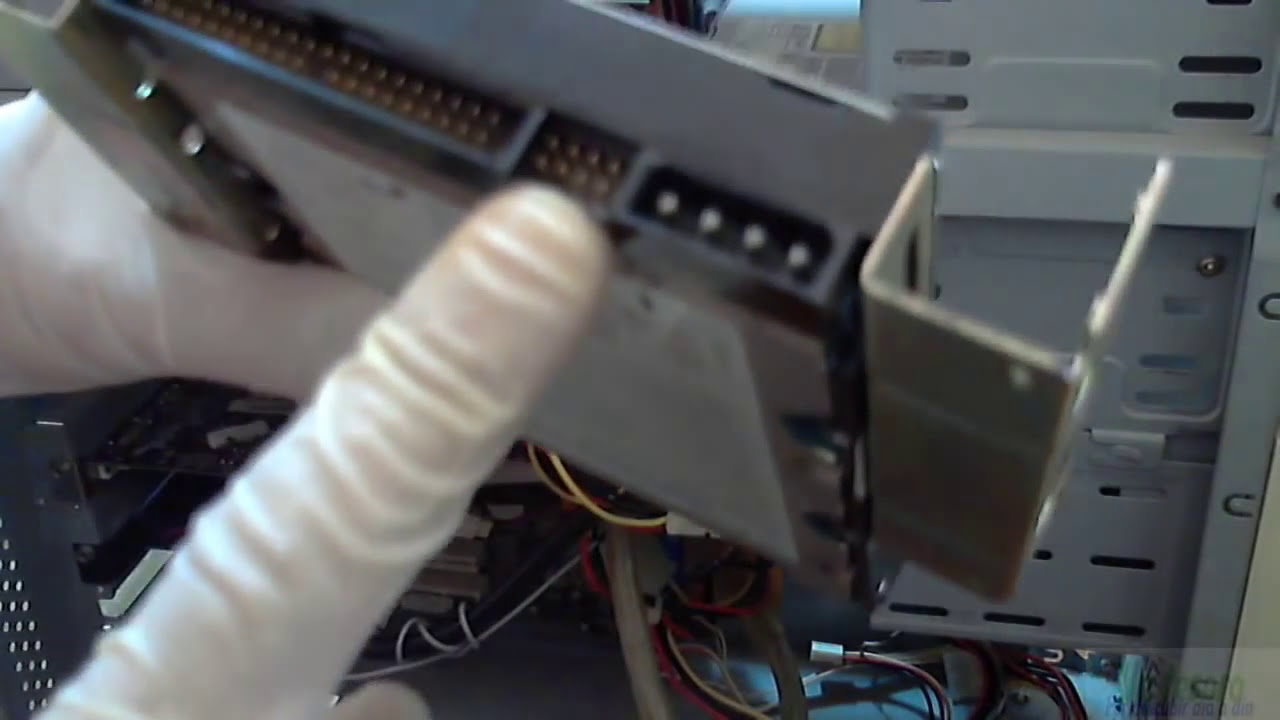 Como Instalar un disco duro IDE