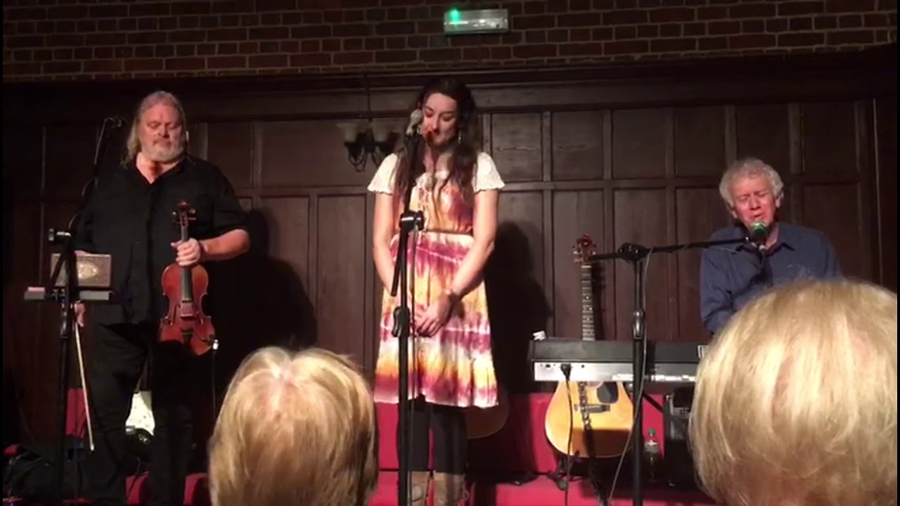 Johnny Coppin, Phil Beer & Odette Michell - We Shall Not Pass This Way Again