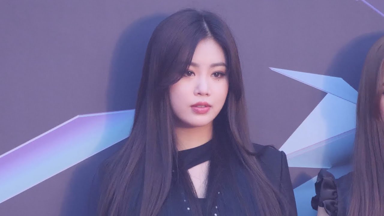 181106 (여자)아이들 (G)I-DLE 레드카펫,Red carpet 포토타임,인터뷰 [수진] SOOJIN 직캠 Fancam (지니뮤직어워즈 MGA) by Mera