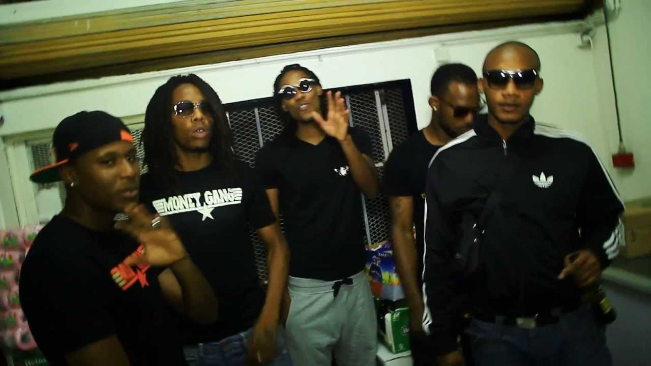 Pon2mik - Clip "Ma Zone" (La Merdass Feat Pon2mik- MoneyGang) by Tchapie videoz