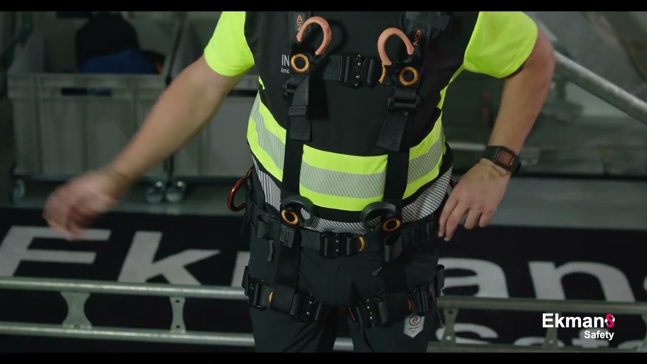 Fallskydd fr&aring;n Ekmans Safety: Pro-sele med flyttbara D-ringar och st&ouml;dlina med Trimmer reglerl&aring;s