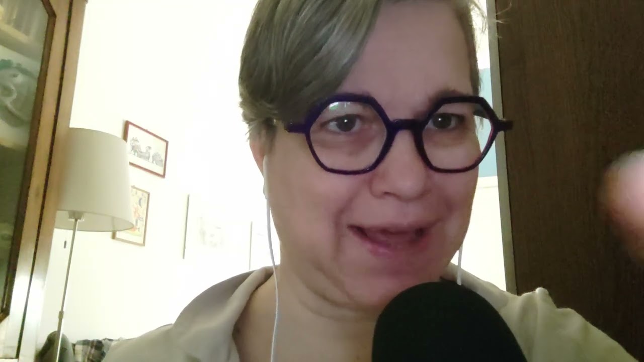 Asmr - piega e trucco per Alessia perché io mi prendo cura di te