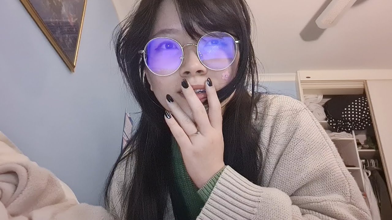 Singing a cover of 7 weeks & 3 days by Yungatita