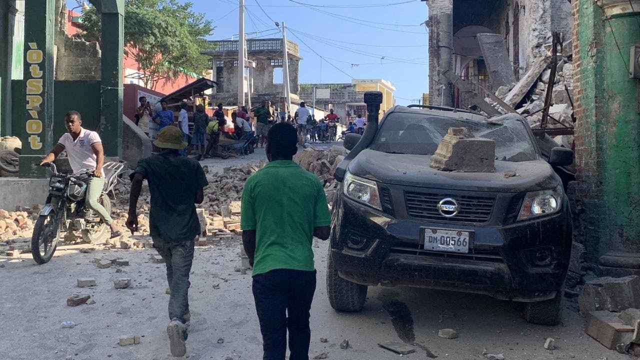 Haiti earthquake: Footage shows immediate aftermath