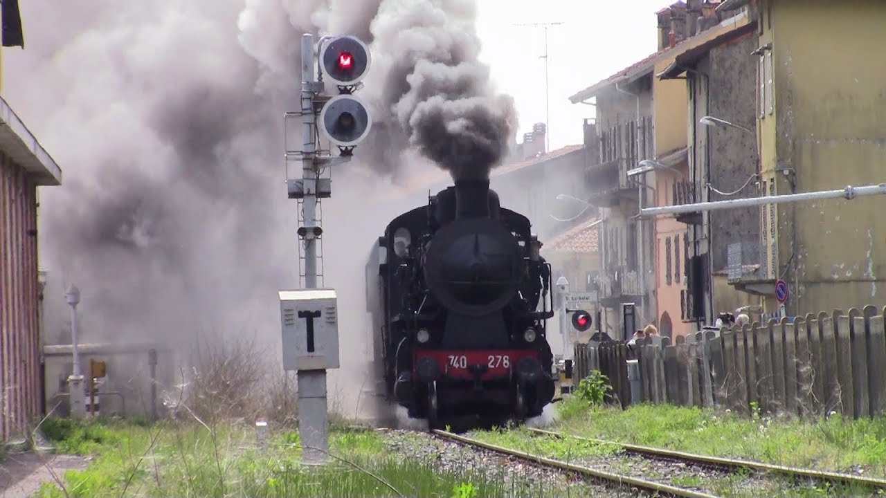 Treno a vapore per Varallo Sesia