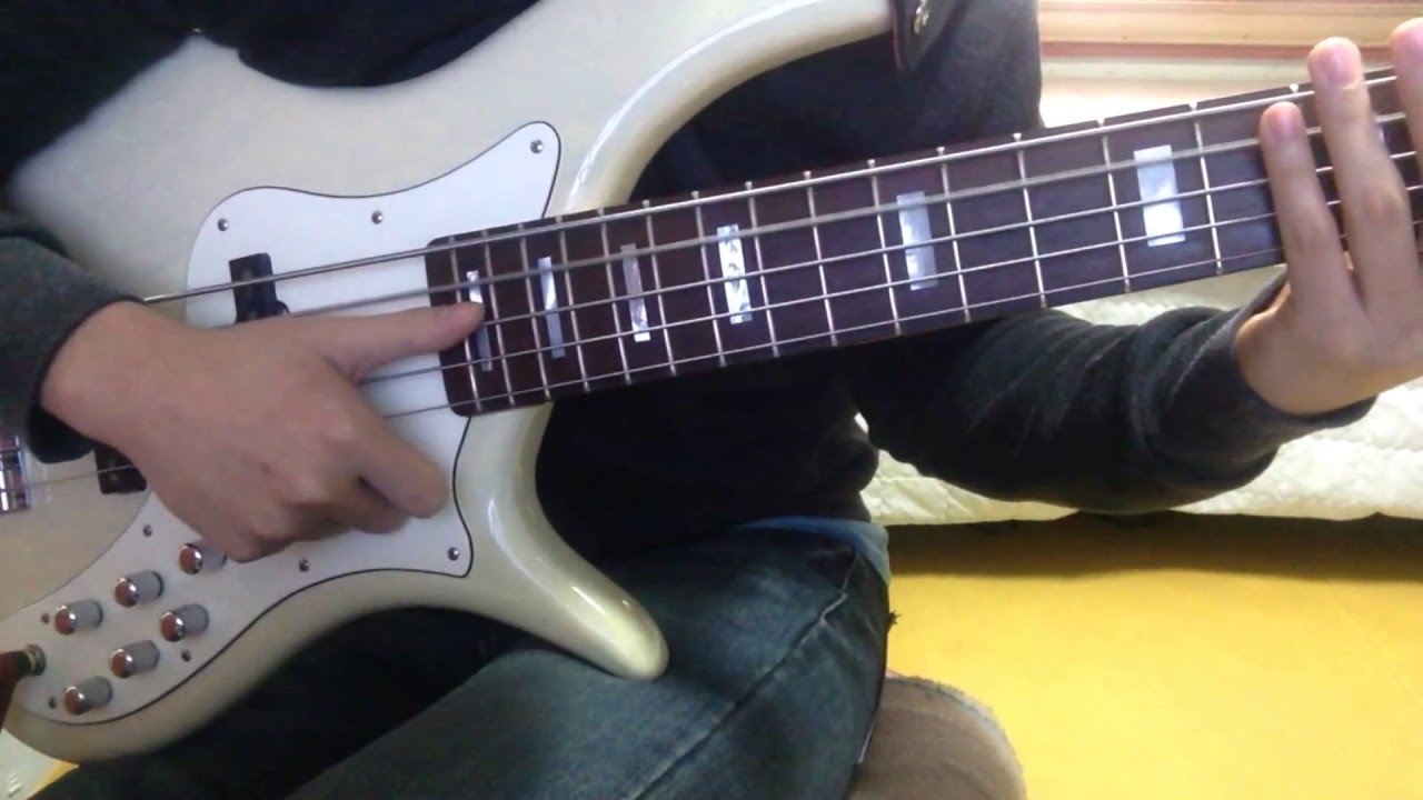 베이스 꿀팁 세번째 - 슬랩테크닉 오른손 썸 자세!!(The thumb of his right hand slap bass position)