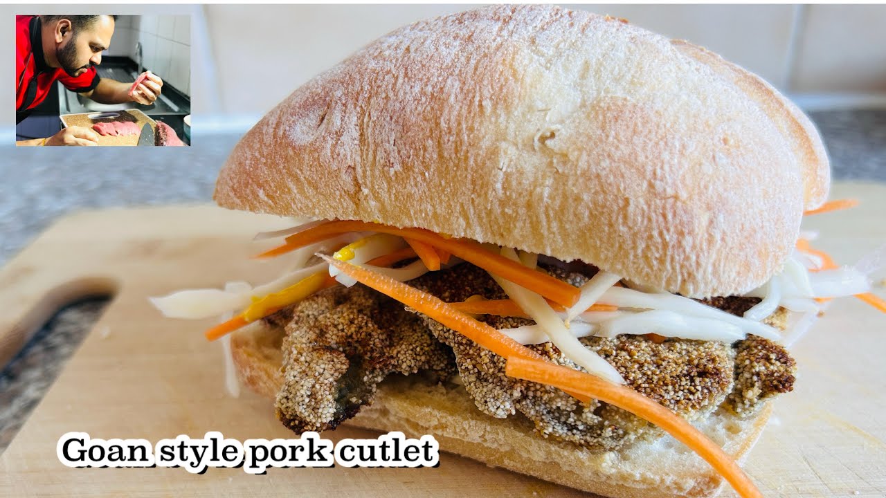 Goan style  pork cutlet Pao .#goa #goanculetpao  #goanfood 