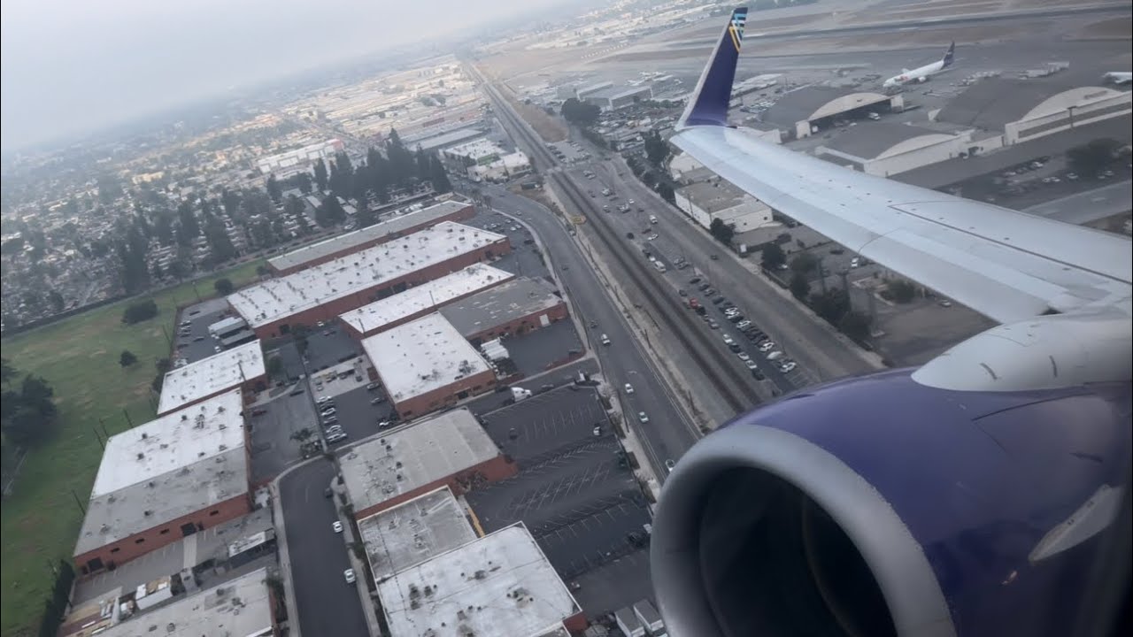 Avelo Boeing 737-700 Morning Takeoff Hollywood Burbank Airport (KBUR)