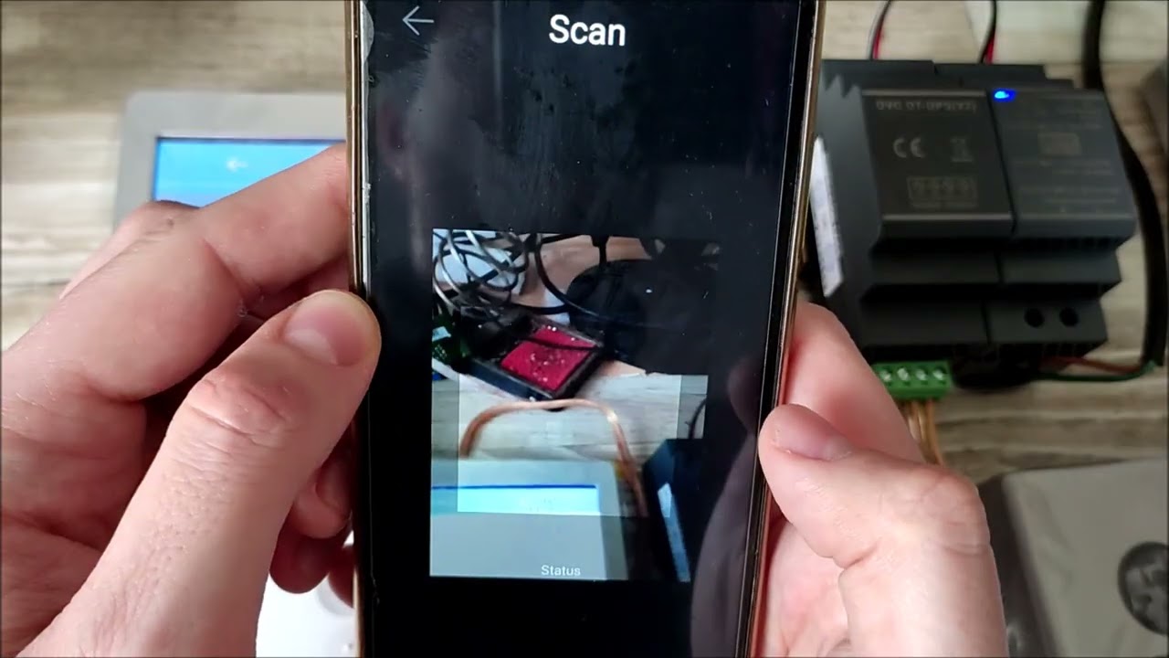 DVC video interfon dva pozivna mesta, jedan wifi monitor i jedan klasičan monitor + APP