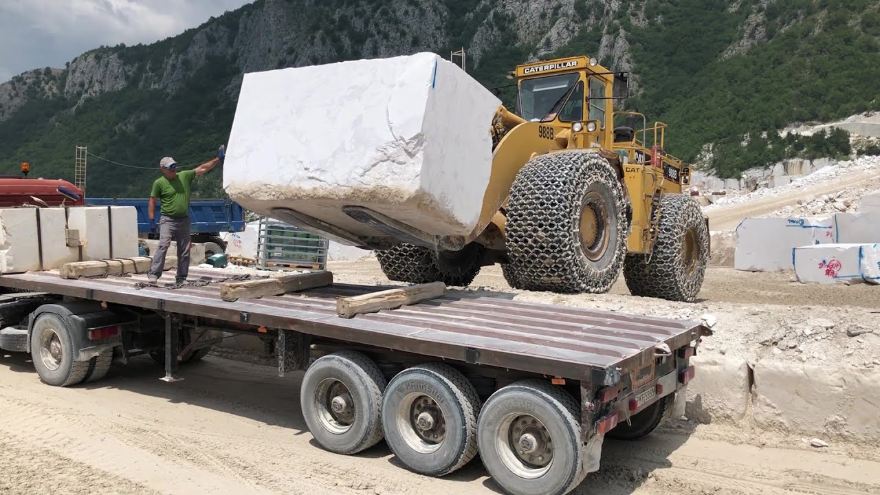 Caterpillar 988B Wheel Loader Loading Marble Blocks On Trucks & Lorries - Marble Quarries