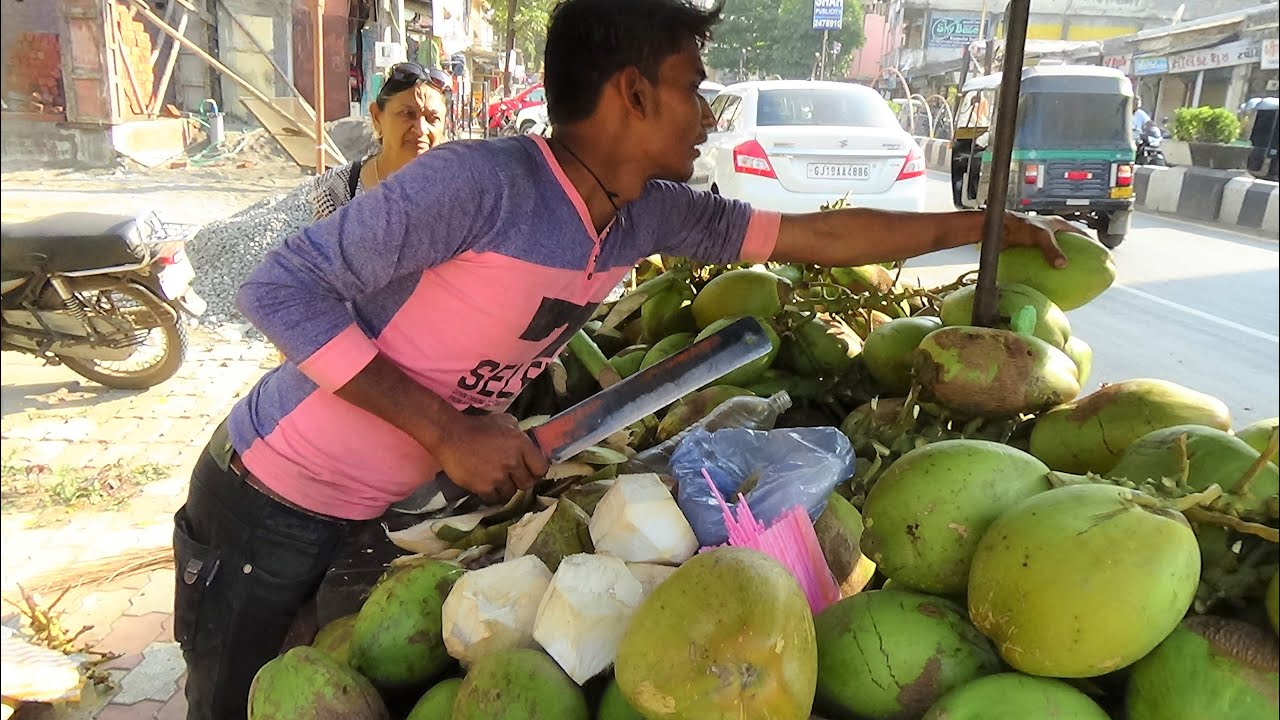 Buying Fresh Green Coconut Water from our Favourite Daily Coconut Vendor | in Bardoli Town | India