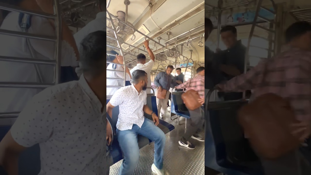 Mumbai Local Rush 😂😂 #rush #local #viral #trending #shorts #mumbai #train #ahad #virar #train